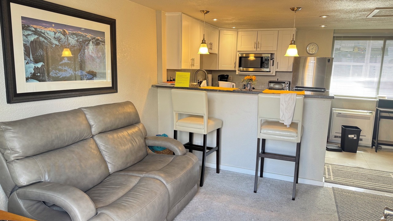 Photo of Livingroom in East Gate