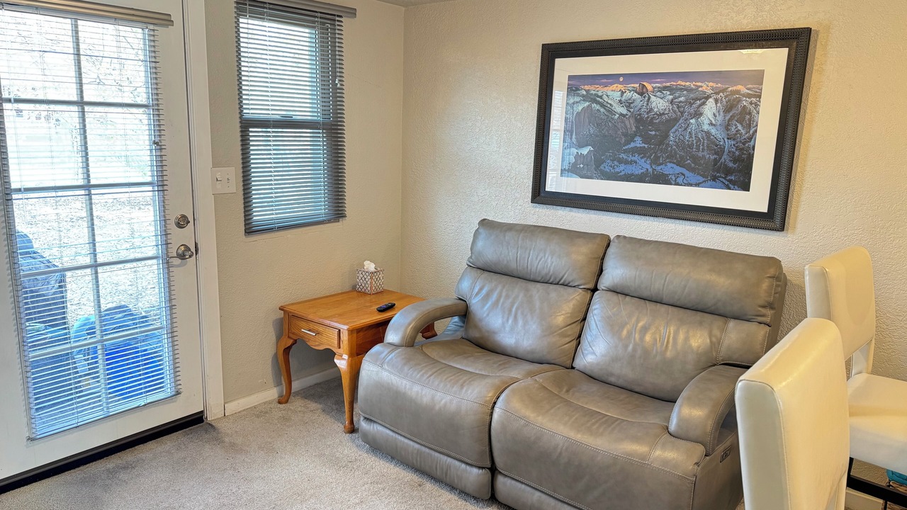 Photo of Livingroom in East Gate