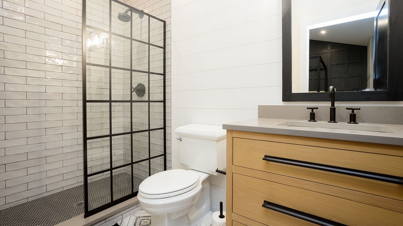 Photo of Bathroom in Grand Beach