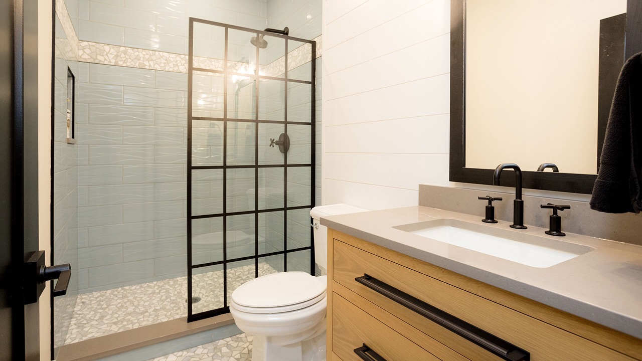 Photo of Bathroom in Grand Beach