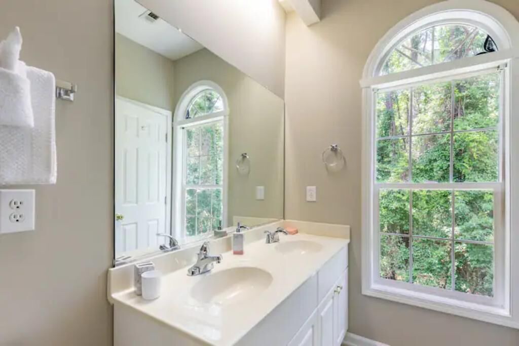 Photo of Bathroom in Vaught