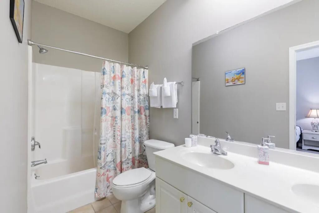 Photo of Bathroom in Vaught