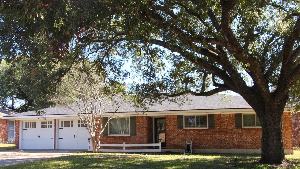Photo of Outdoor in Bryan