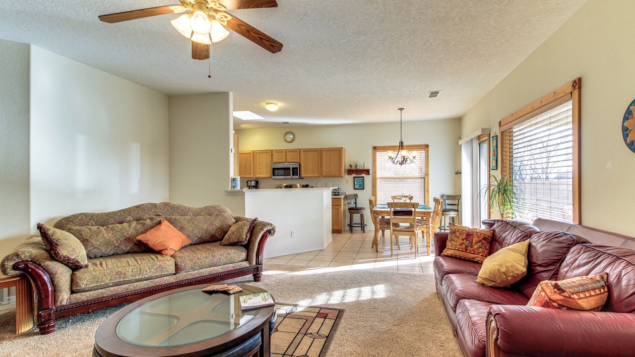 Photo of Livingroom in Ladera West