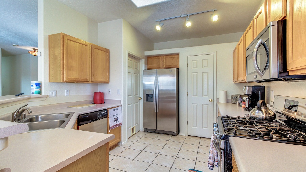 Photo of Kitchen in Ladera West