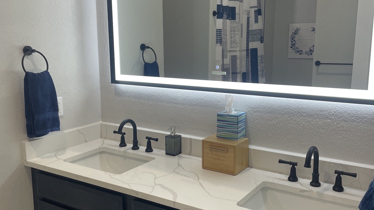 Photo of Bathroom in Harlandale
