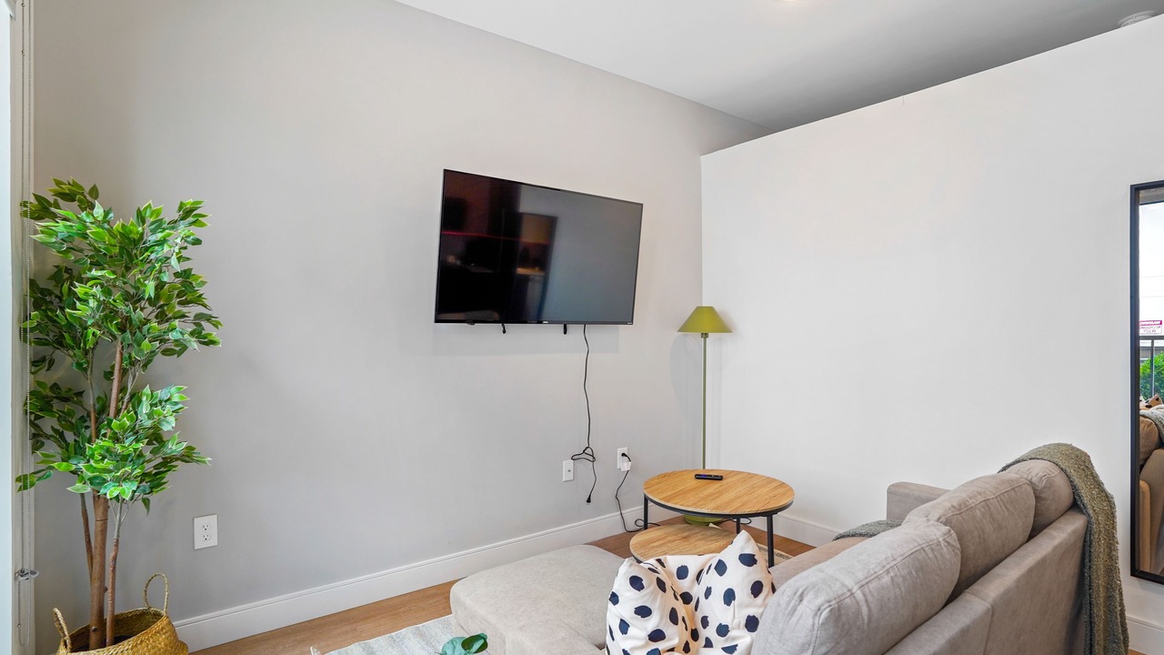 Photo of Livingroom in Pendleton