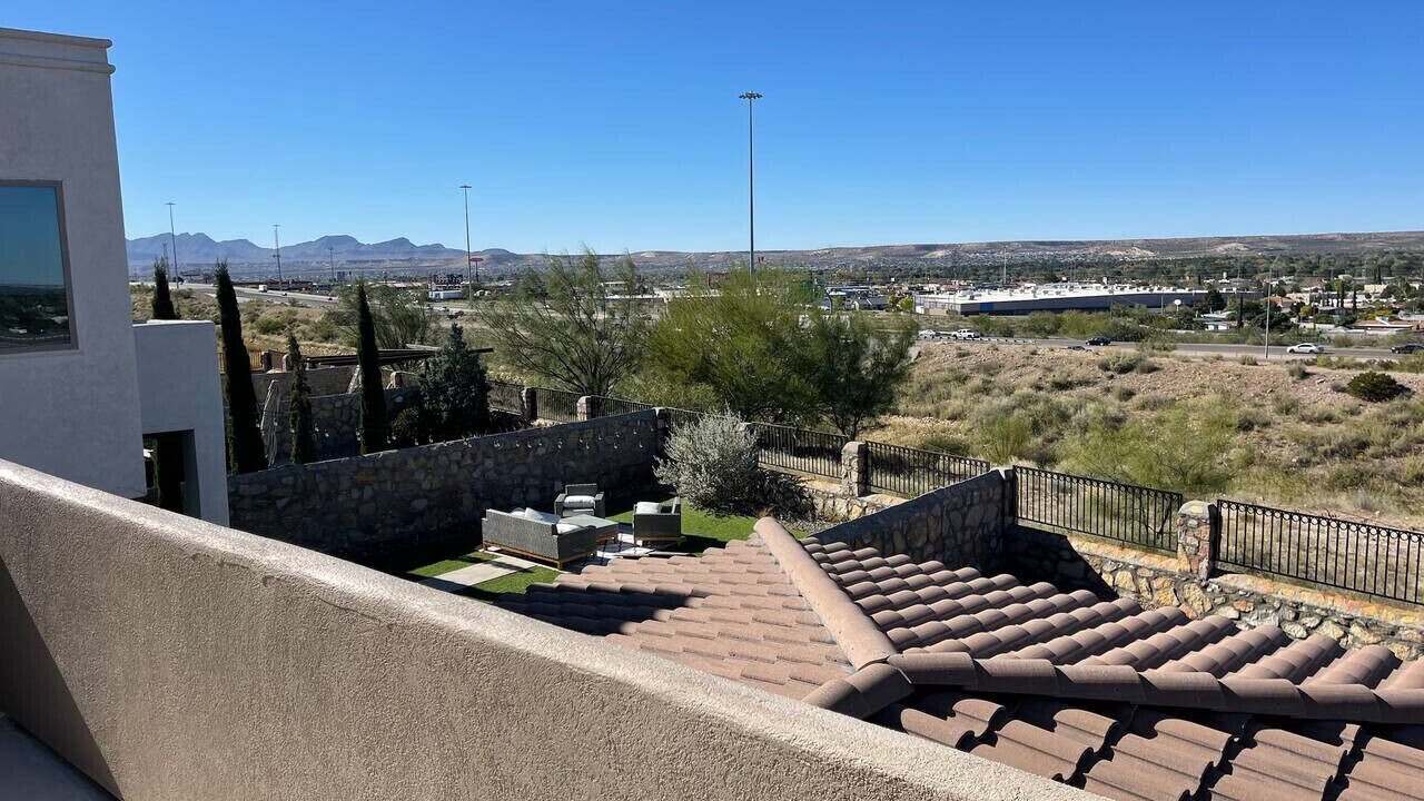 Photo of Patio Balcony in El Paso
