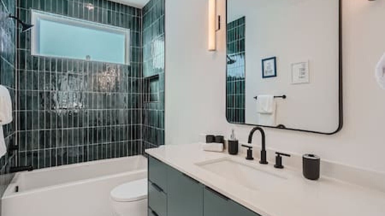 Photo of Bathroom in Chestnut