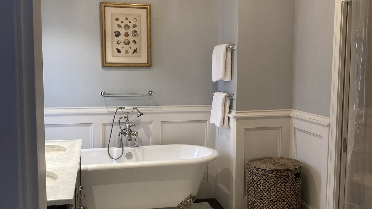 Photo of Bathroom in Cheesman Park