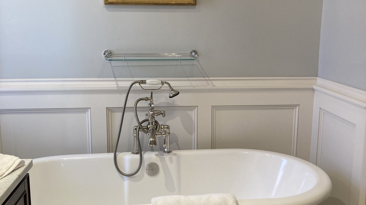 Photo of Bathroom in Cheesman Park