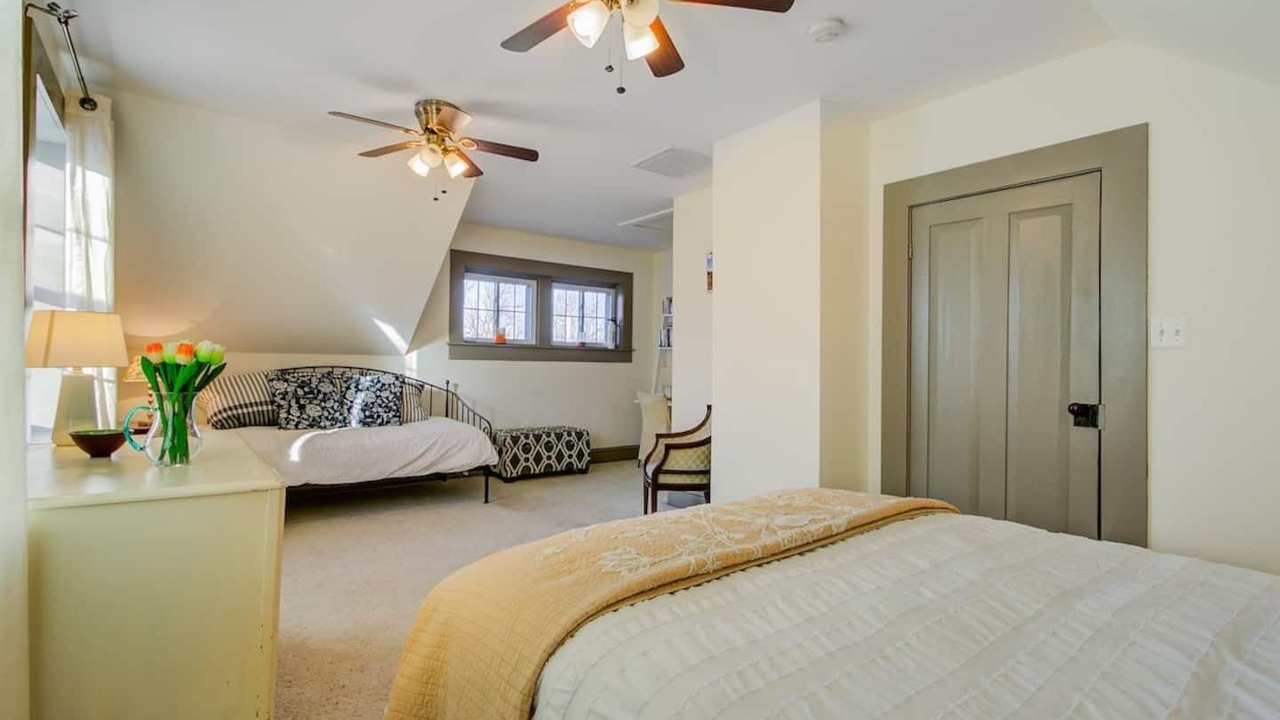 Photo of Bedroom in Upperville
