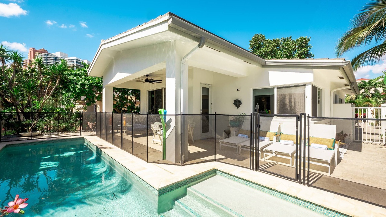 Photo of Outdoor in Dolphin Isles
