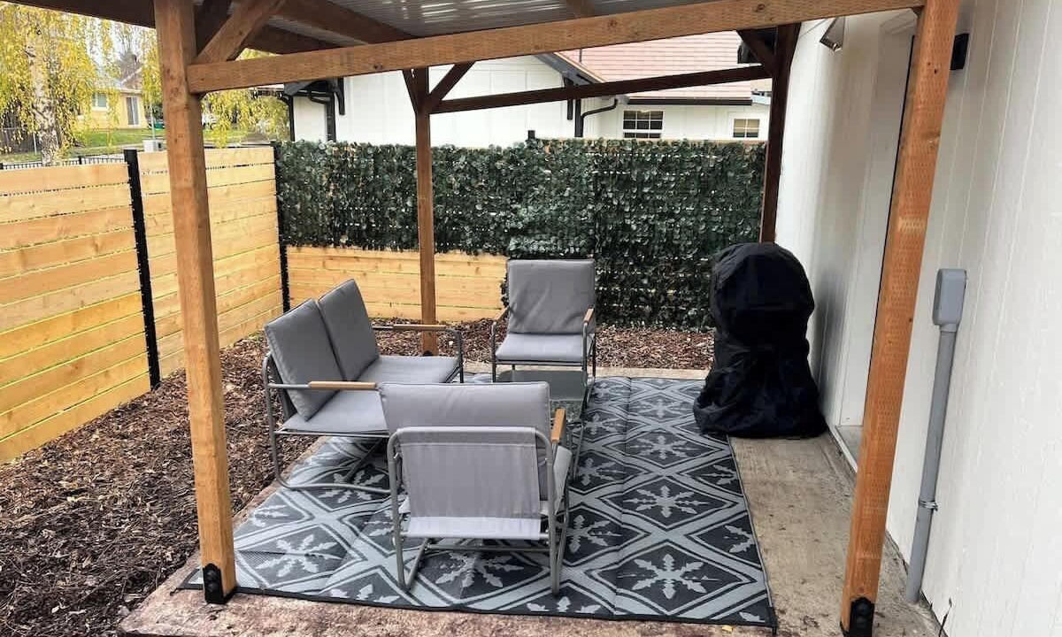 Photo of Patio Balcony in Downtown Vancouver