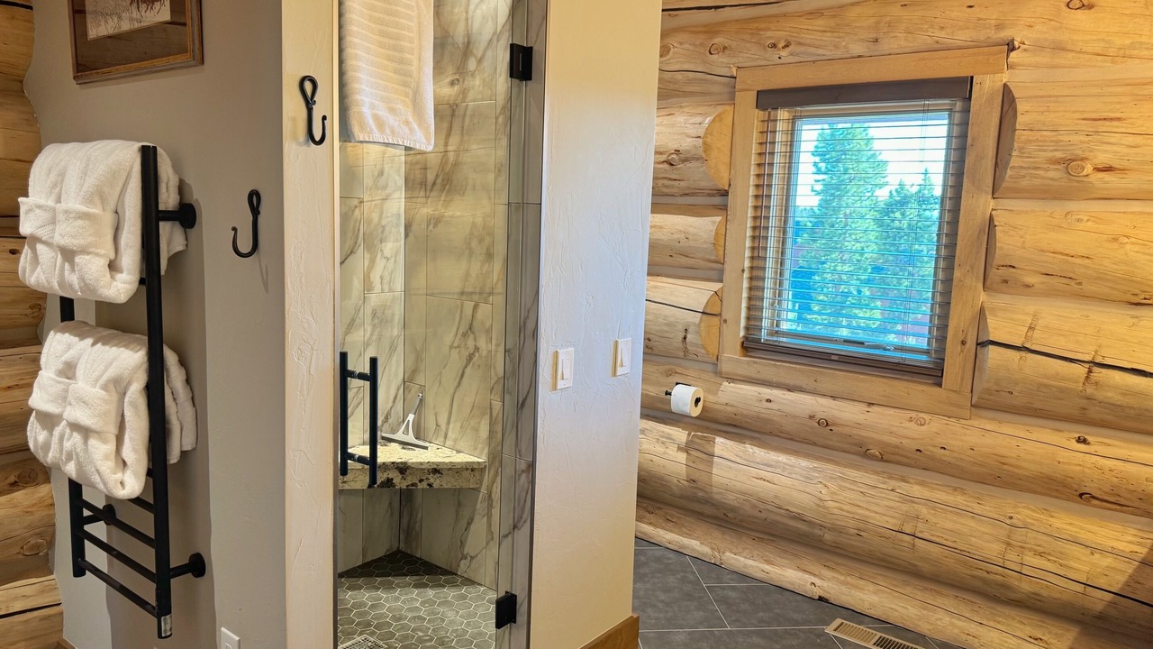 Photo of Bathroom in Grand Lake
