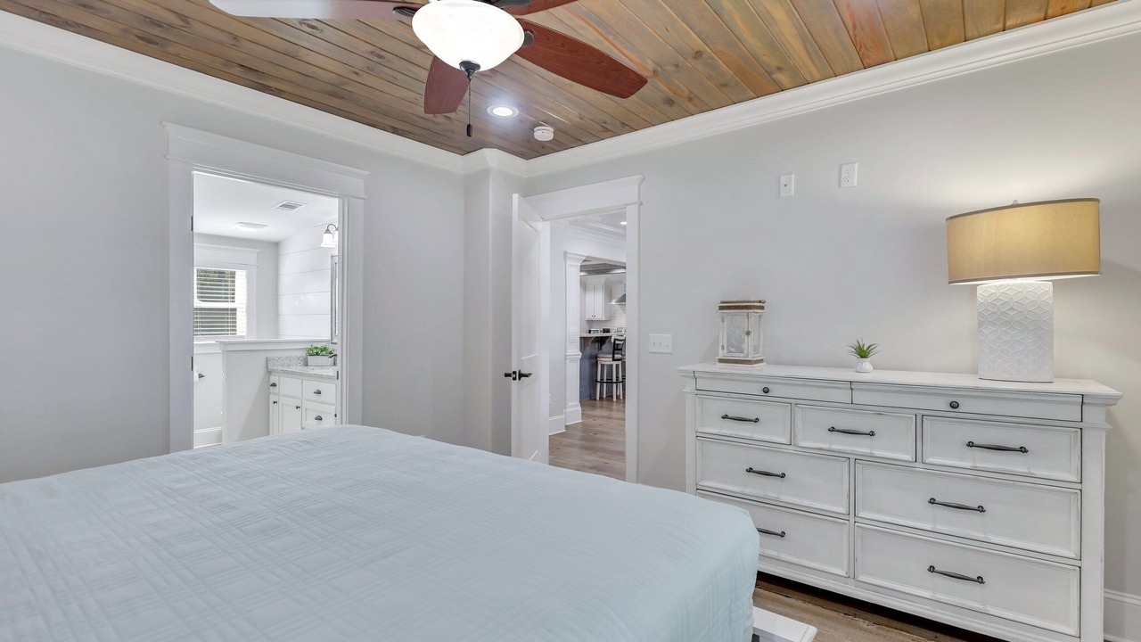Photo of Bedroom in Demere Park