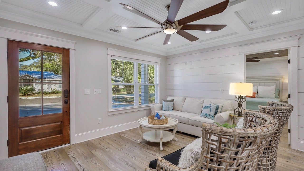 Photo of Livingroom in Demere Park