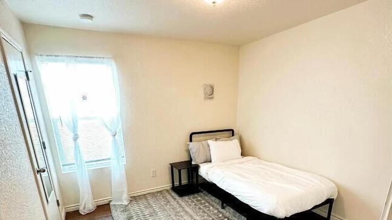 Photo of Bedroom in Copperas Cove