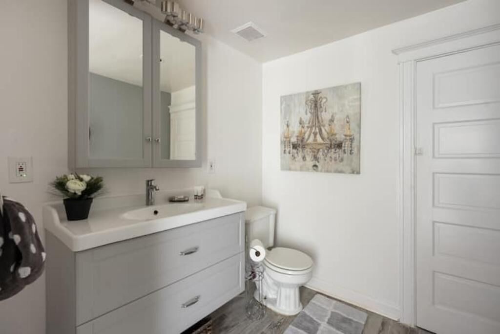 Photo of Bathroom in Rittenhouse Row