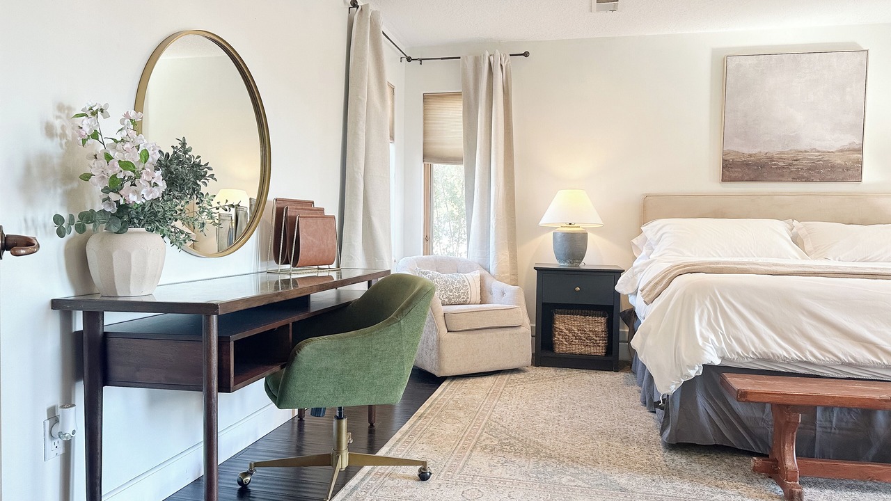 Photo of Bedroom in North Albuquerque Acres