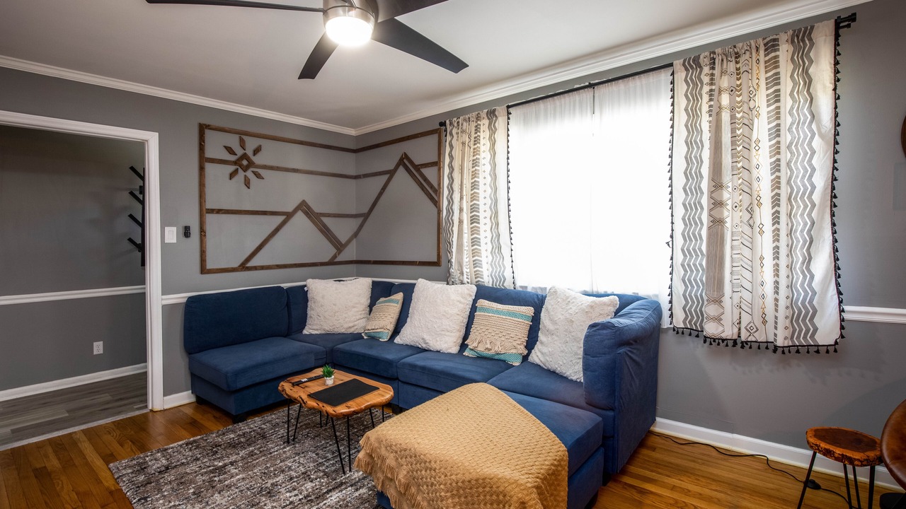Photo of Livingroom in Greensboro