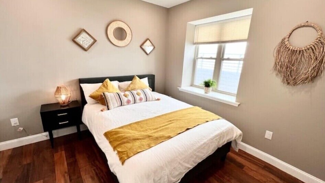 Photo of Bedroom in Logan Square