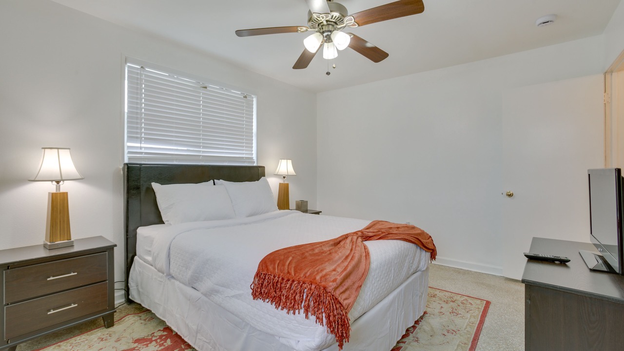 Photo of Bedroom in Metairie