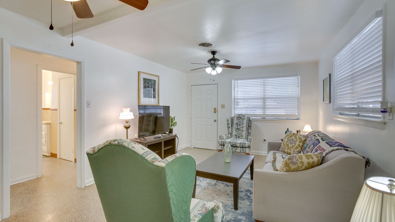 Photo of Livingroom in Metairie