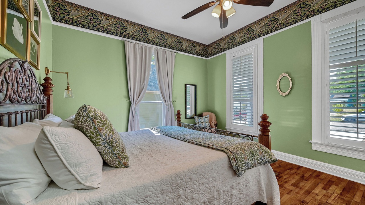 Photo of Bedroom in Denison
