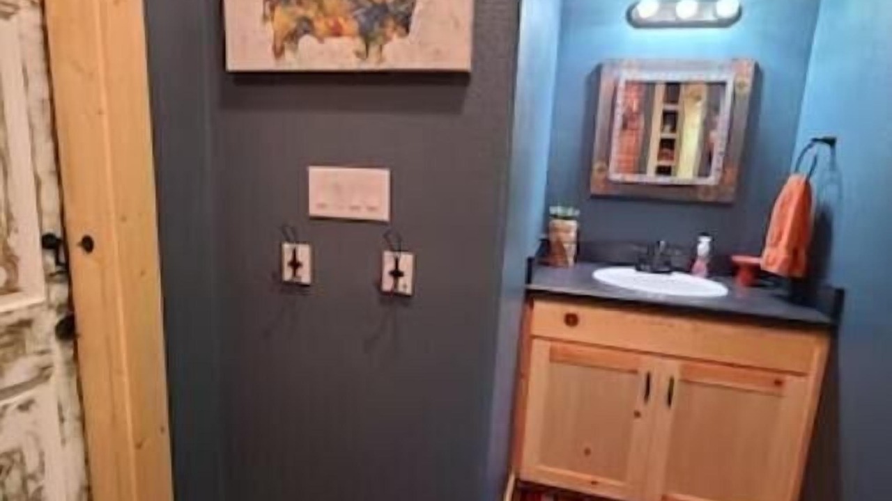 Photo of Bathroom in Mineola