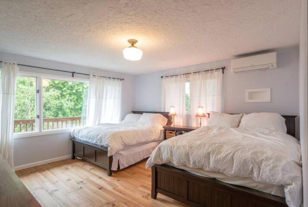 Photo of Bedroom in Mount Tabor