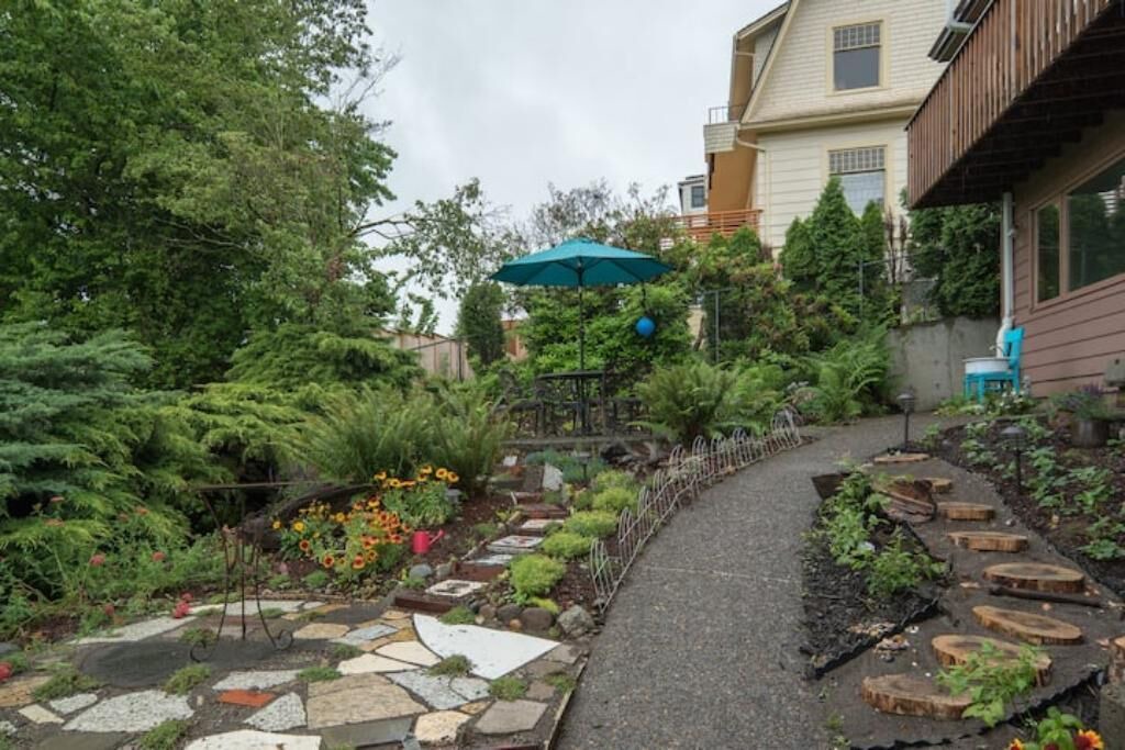 Photo of Outdoor in Mount Tabor