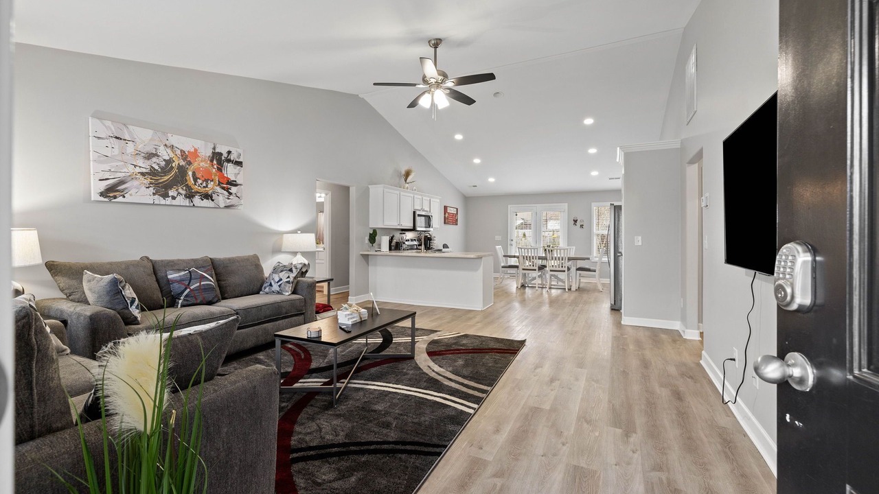Photo of Livingroom in Spring Hill