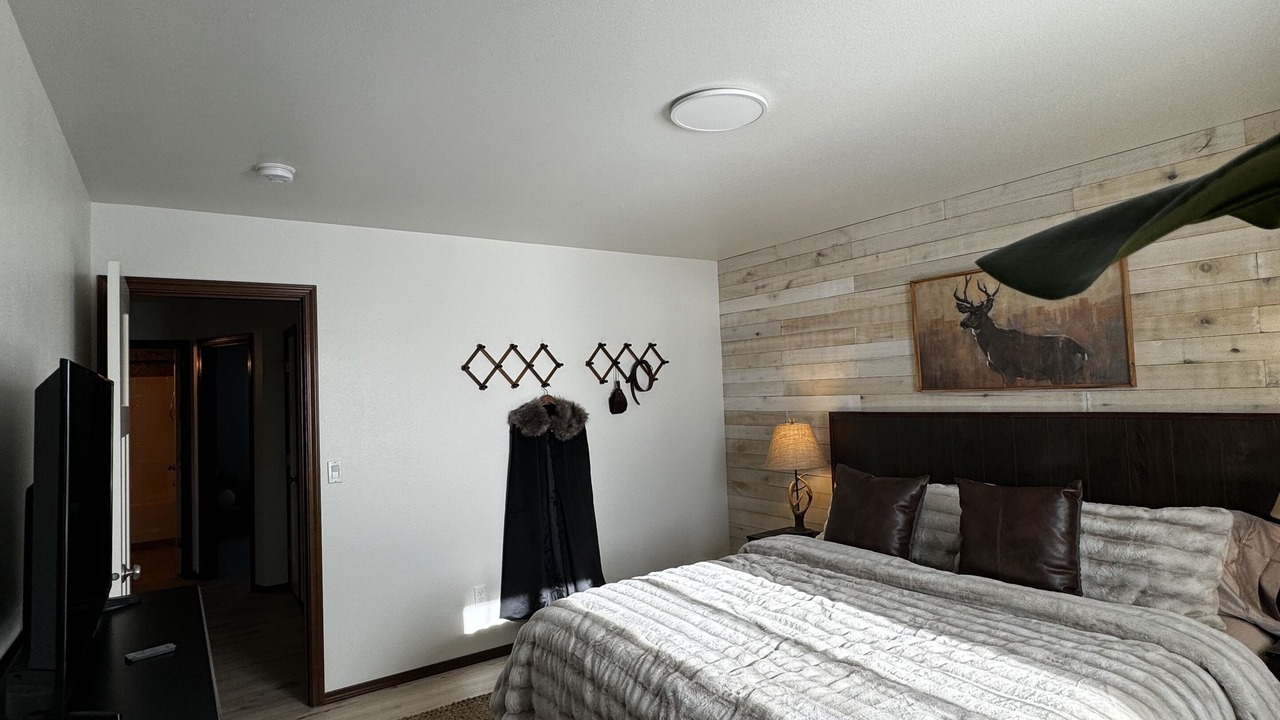 Photo of Bedroom in Everett