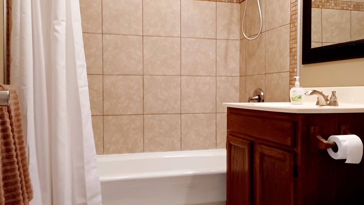 Photo of Bathroom in Licking