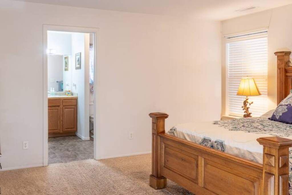 Photo of Bedroom in Delta