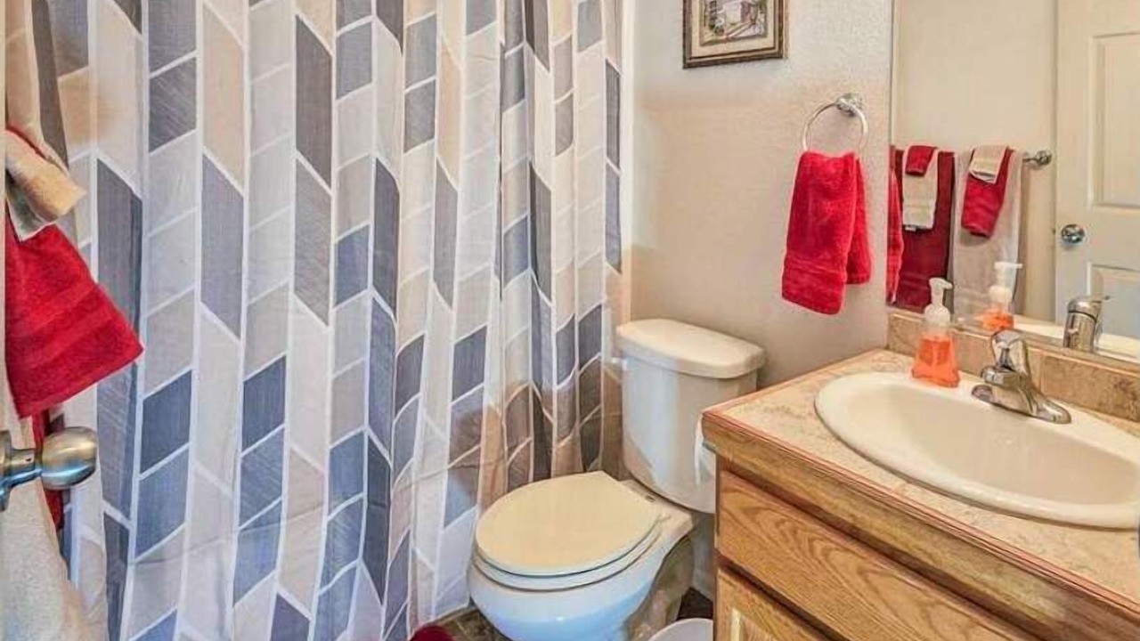 Photo of Bathroom in Delta