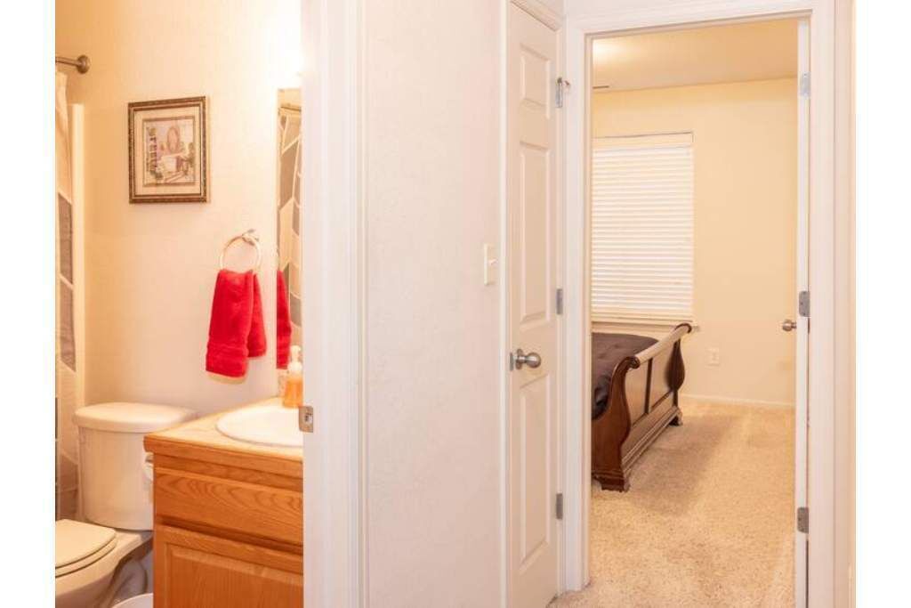 Photo of Bedroom in Delta