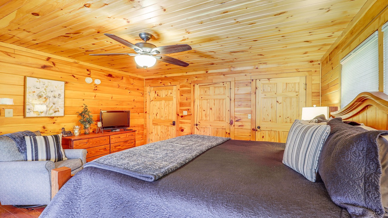 Photo of Bedroom in Butler