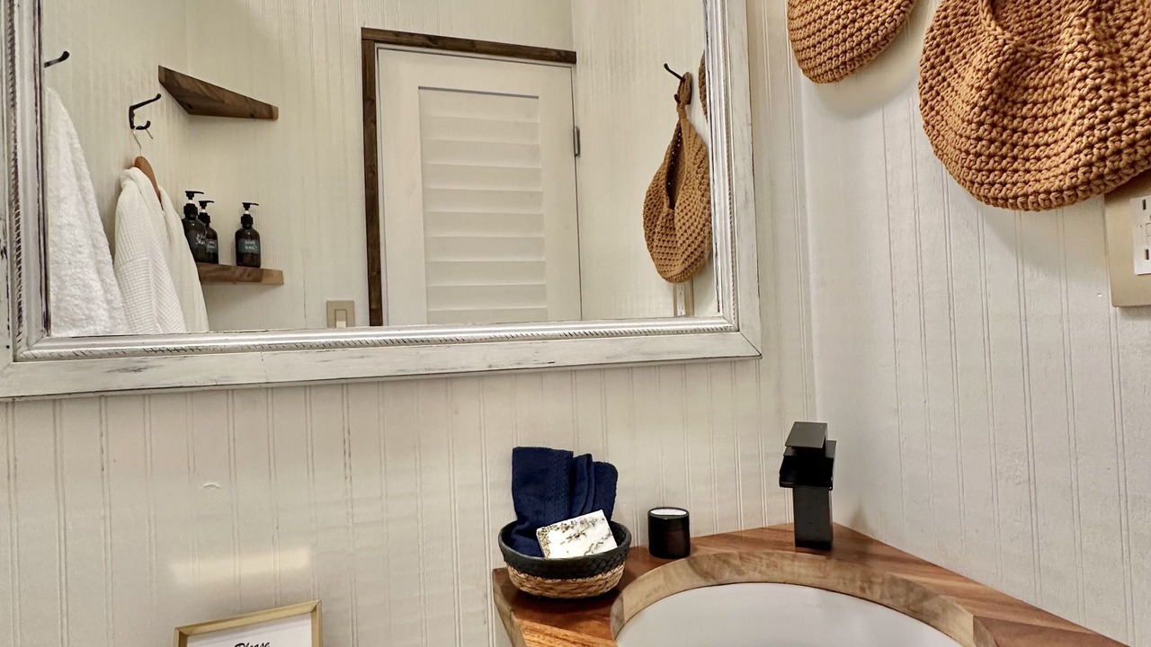 Photo of Bathroom in Reddick