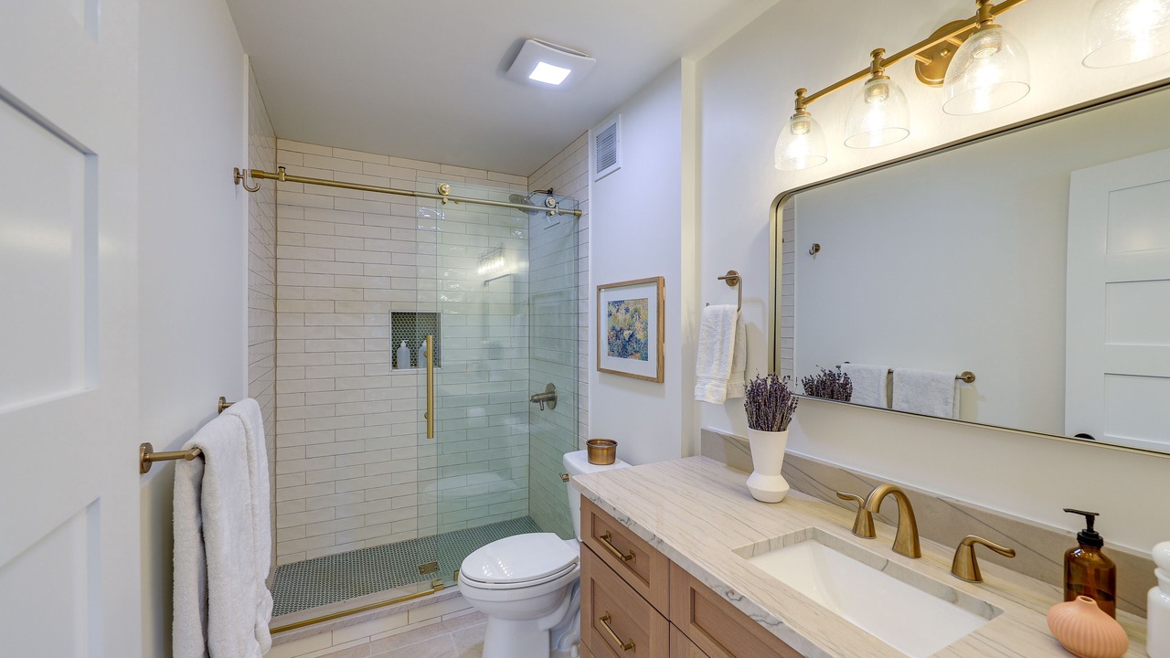 Photo of Bathroom in Black Hawk