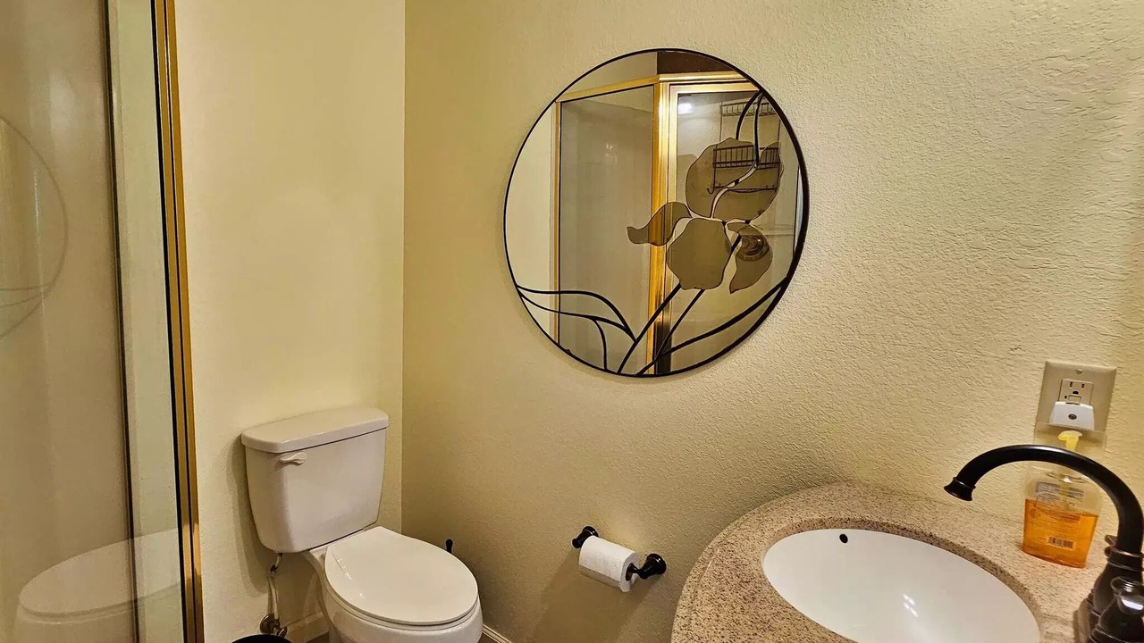 Photo of Bathroom in Lee