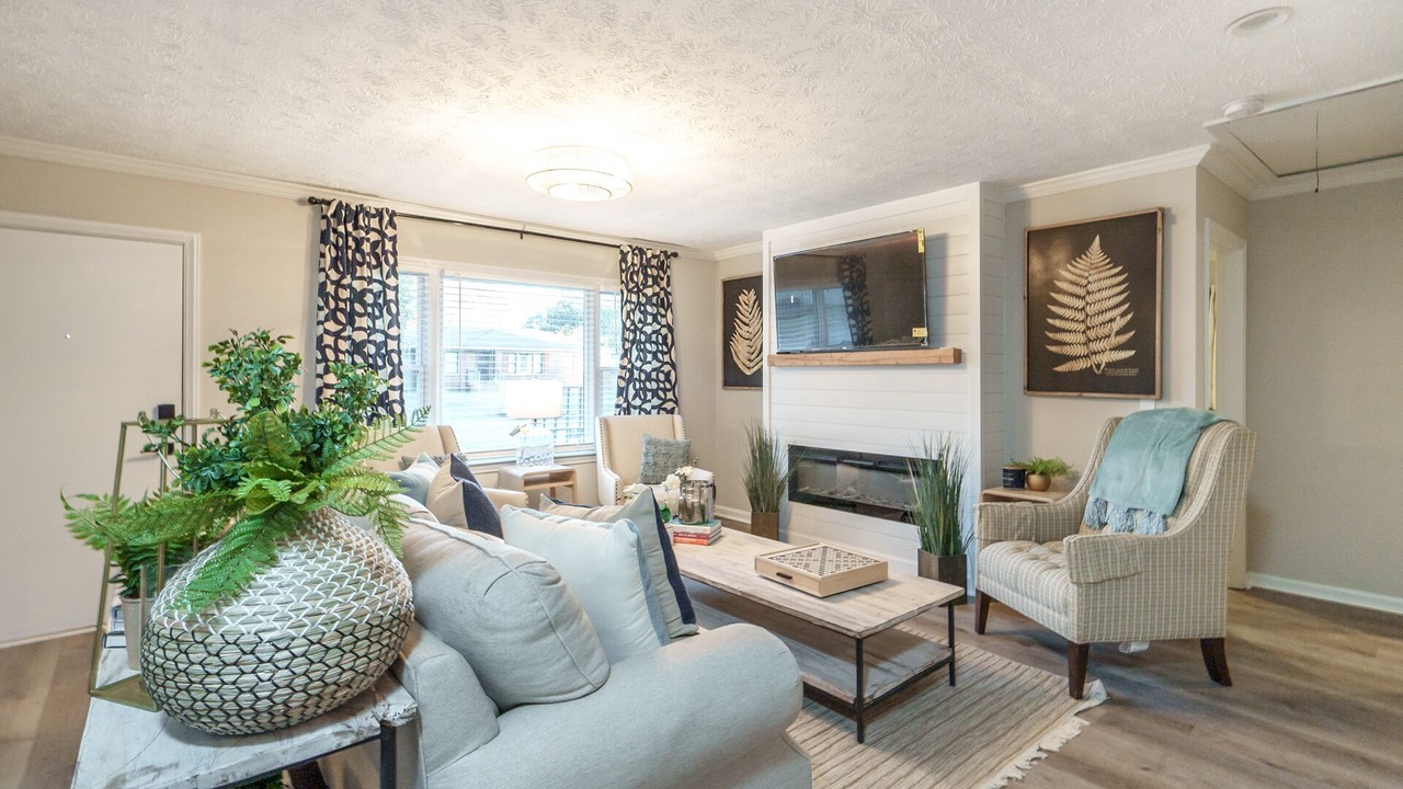 Photo of Livingroom in Monroe