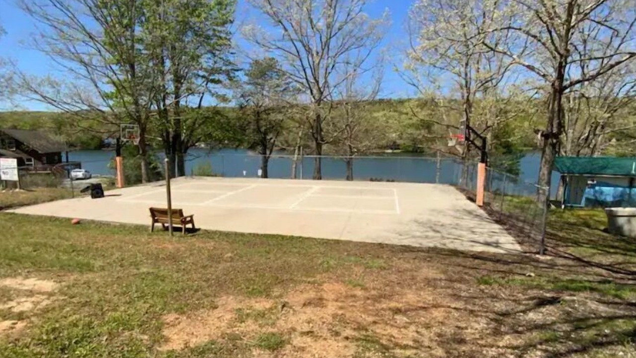 Photo of Others in Tallassee