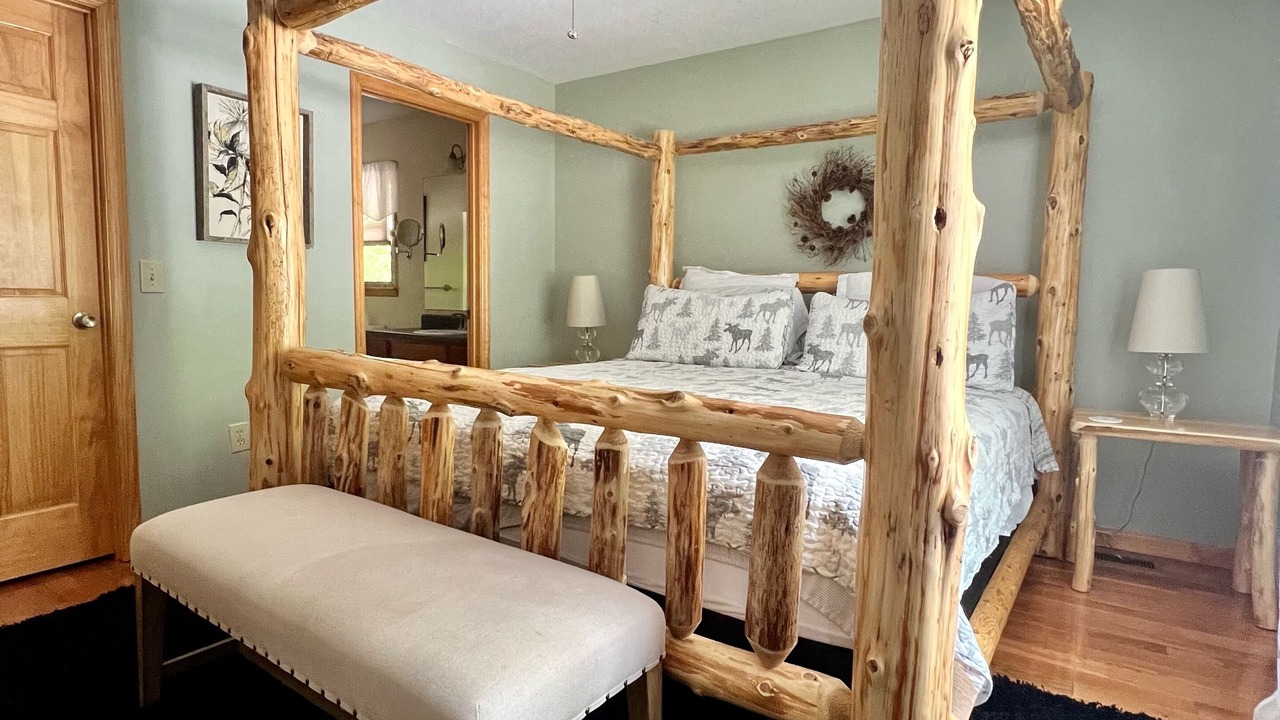 Photo of Bedroom in Tallassee