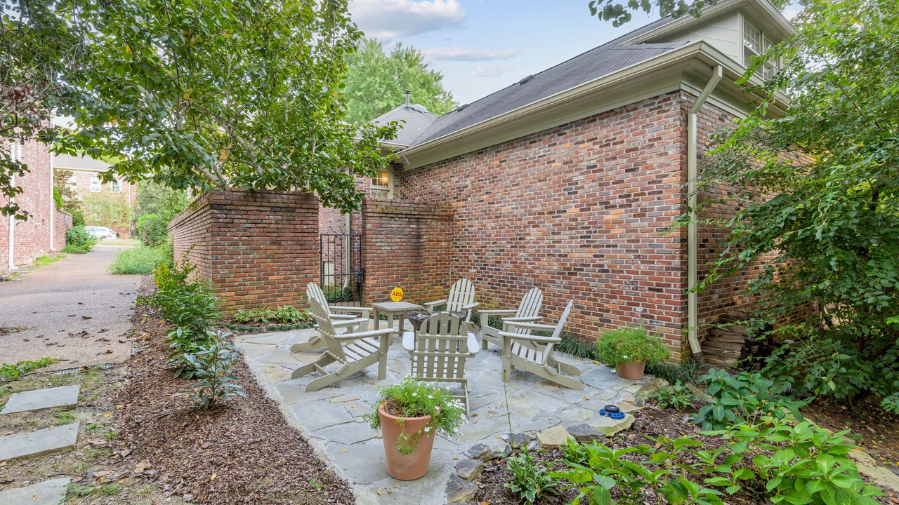 Photo of Patio Balcony in Green Hills