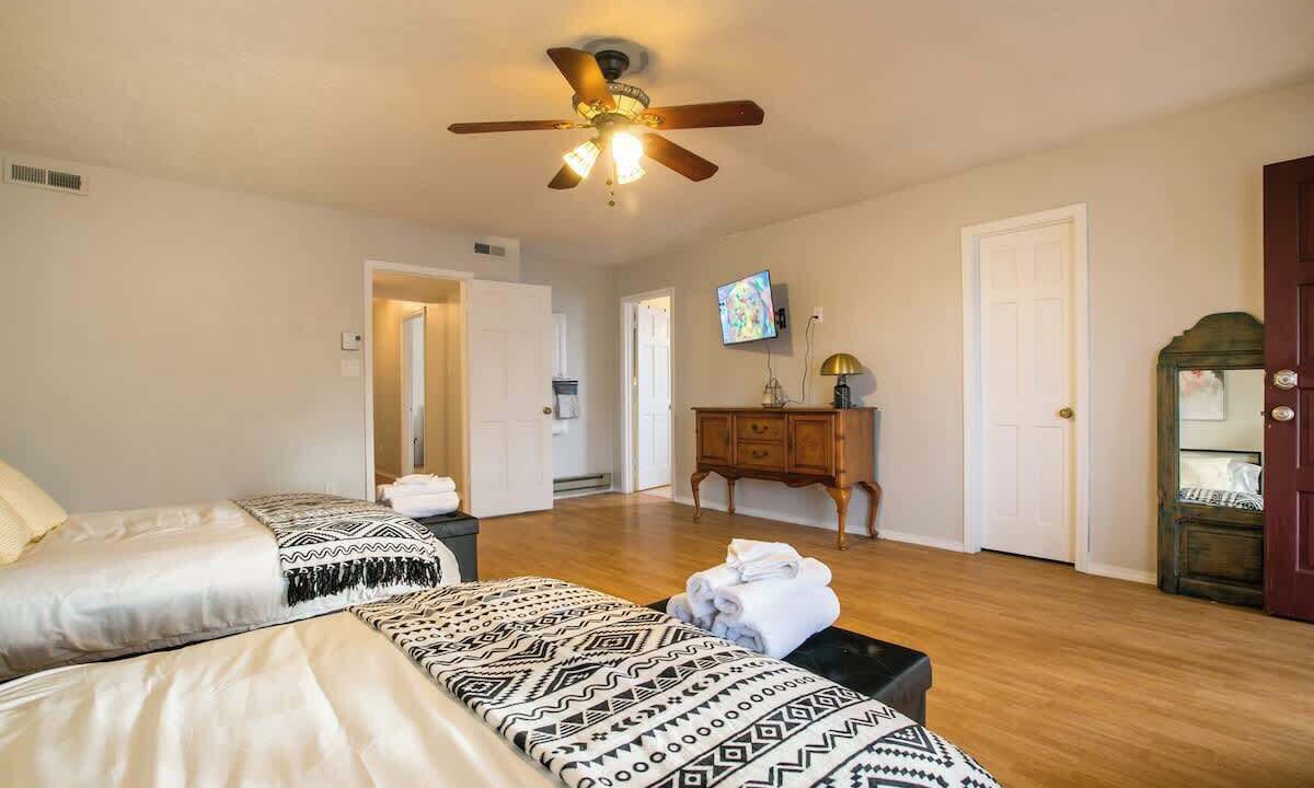 Photo of Bedroom in Paradise Hills Civic
