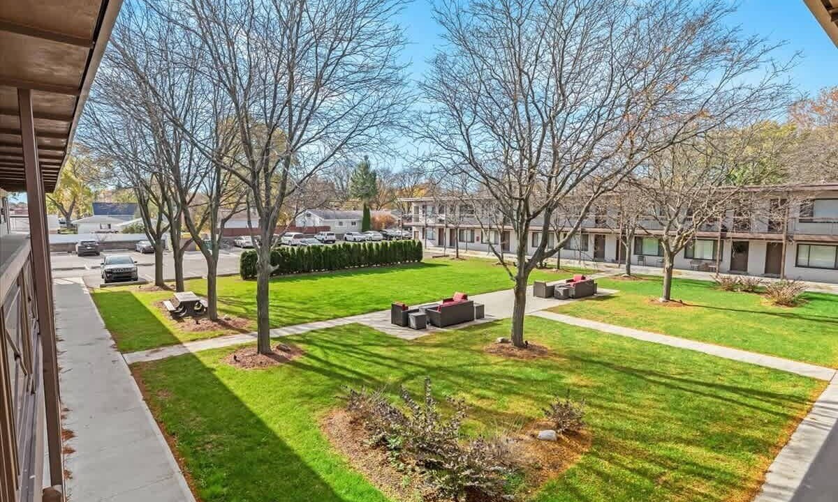 Photo of Outdoor in Royal Oak