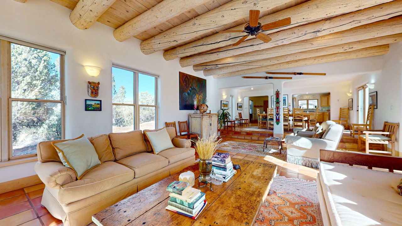 Photo of Livingroom in Valdez