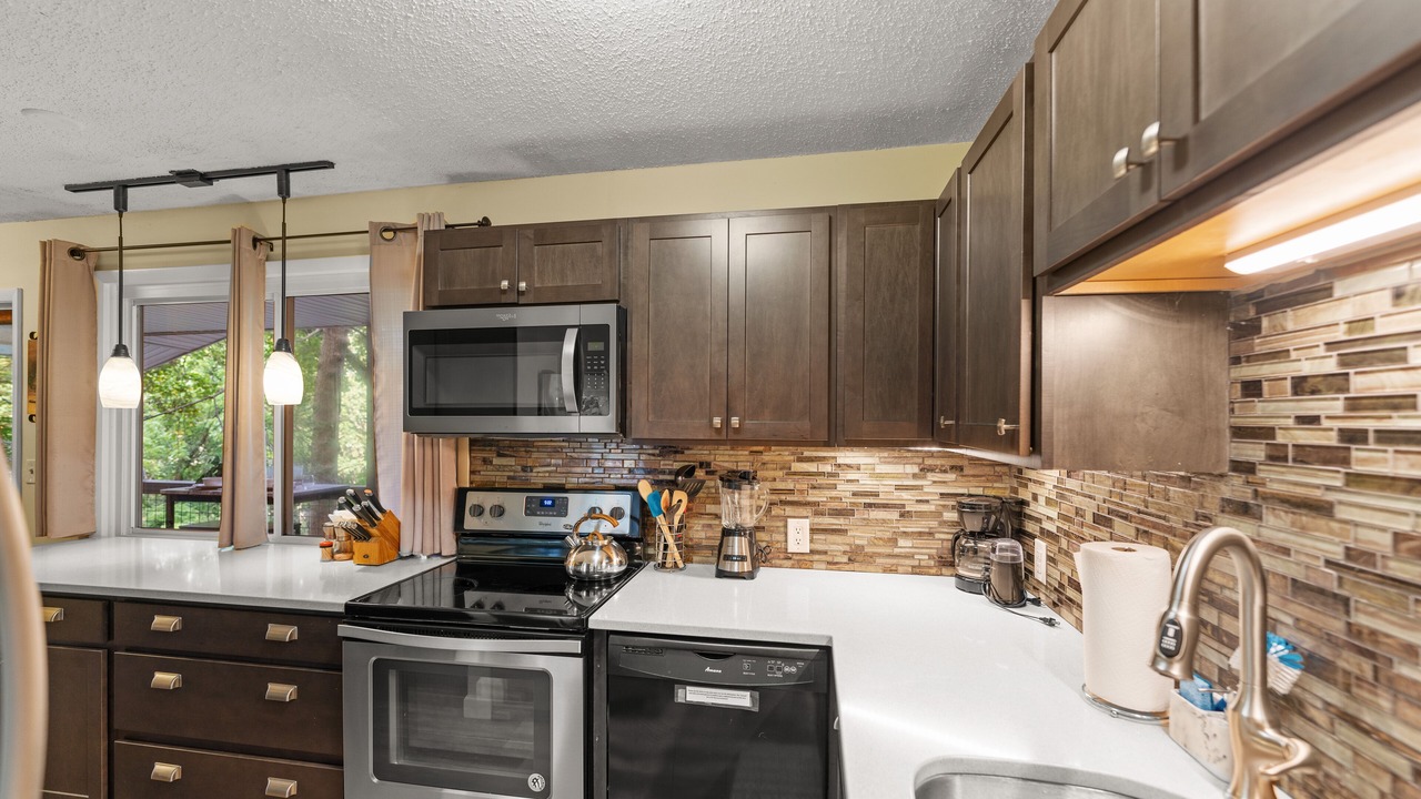 Photo of Kitchen in East End - Valley Street
